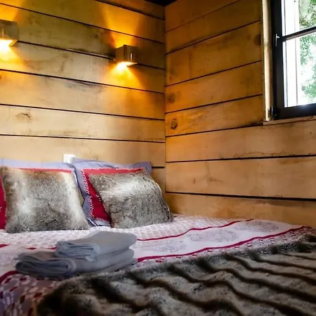 La Du Cerf Et Son Sauna *